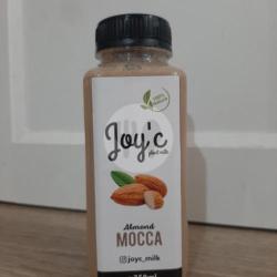 Almond Milk Mocca