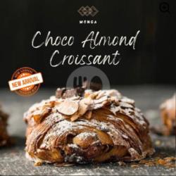 Choco Almond Croissant