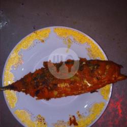 Ikan Bakar Selar