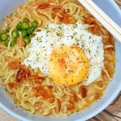 Indomie Kuah Rasa Kari Ayam / Telor