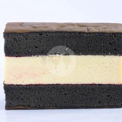 Charcoal Cheese Spekkoek Slice