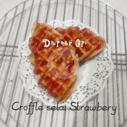 Croffle Selai Strawbery 4pcs