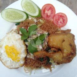 Mie Bihun, Ayam Goreng, Telur Ceplok