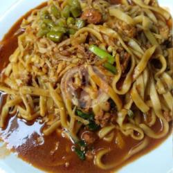 Mie Tarempa Tuna