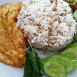 Nasi Tutug Oncom Telor Dadar