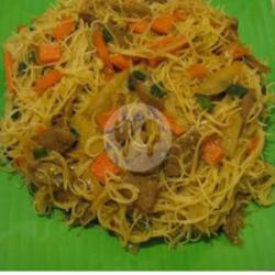 Bihun Goreng Kikil Sapi