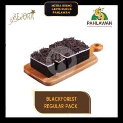 Lapis Kukus Pahlawan Blackforest