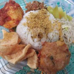 Nasi Gurih   Telur Mata Sapi
