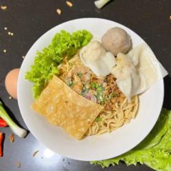 Mie Pangsit Bakwan Jumbo (bakwan Ori)