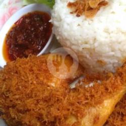 Timbel Ayam Goreng Serundeng