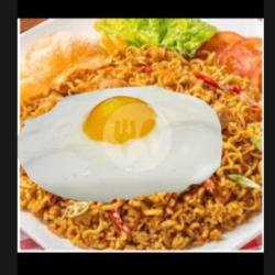 Mie Nasi Goreng Telur