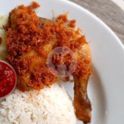 Paha Utuh - Ayam Goreng Broiler Carte Tanpa Nasi