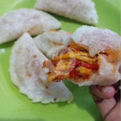 Cireng Mercon Isi Ayam Pedas