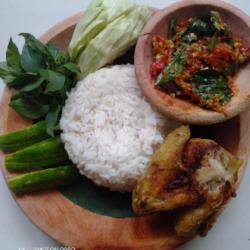 Ayam Goreng Kemangi