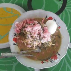 Katupek Gulai Pakuu