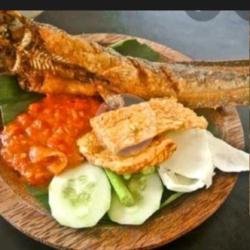 Nasi Penyetan Ikan Lele