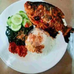 Nasi Bawal Bakar