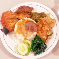 Nasi Ayam   Ayam (pilih Kesukaan Kamu)