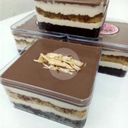 Tiramissu Dessert Box (big Size)