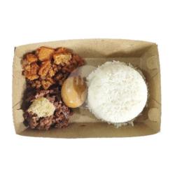 Nasi Gudeg Krecek   Telor Pindang