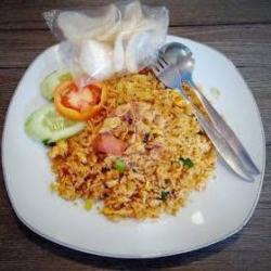 Nasi Goreng Sosis   Es Teh Manis/teh Manis