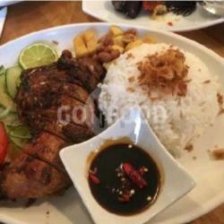 Paket Ayam Bakar Sambal Kecap   Es Teh