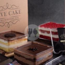 Mini Luve Cake Dessert Box Premium Choco Cheese Oreo