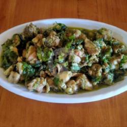 Ayam Bumbu Hijau / Green Seasoned Chicken