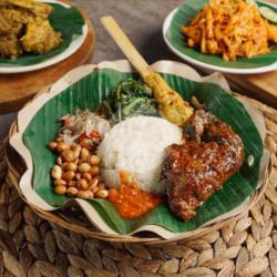 Paket Ayam Betutu Bakar