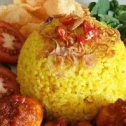 Nasi Kuning Telor Balado