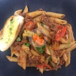 Beef Rica-rica Pasta With Garlic/butter Bread