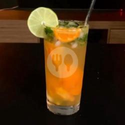 Fresh Orange Mojito