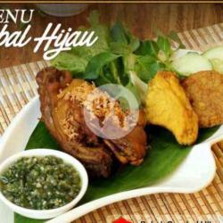 Bebek Sambal Hijau