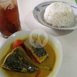 Nasi Gulai Ikan Tongkol