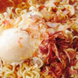 Indomie Kuah Kare Ayam   Telor.