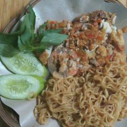 Mie Goreng Sotong Crispy