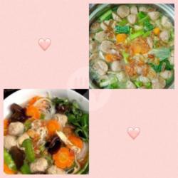 Sop Kimlo Dan Sop Baso Campur