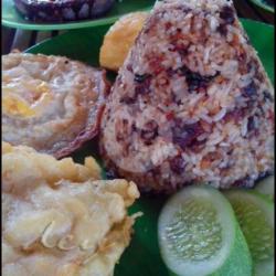 Tutug Oncom  Telur Ceplok Tempe Mendoan