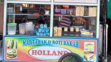 Martabak & Roti Bakar Holland, Letjen Mashudi