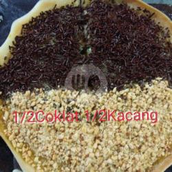 Martabak Kacang Coklat