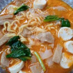 Seblak Kerupuk Indomie Toping Otak-otak Bakso