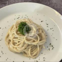 Spaghetti / Fettuccine Alfredo