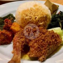 Nasi Ramas Ayam Bumbu Serundeng