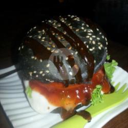 Black Burger Chicken