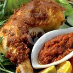 Ayam Penyet / Ayam Goreng