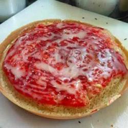 Martabak Strawberry Susu