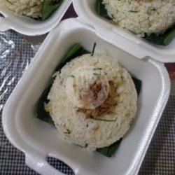 Nasi Gurih Daun Jeruk