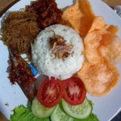 Nasi Uduk Tongkol