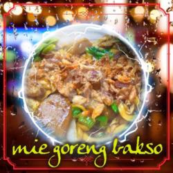 Mie Goreng Special Orak Arik Bakso