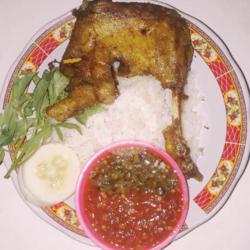 Nasi Bebek Goreng Empuk